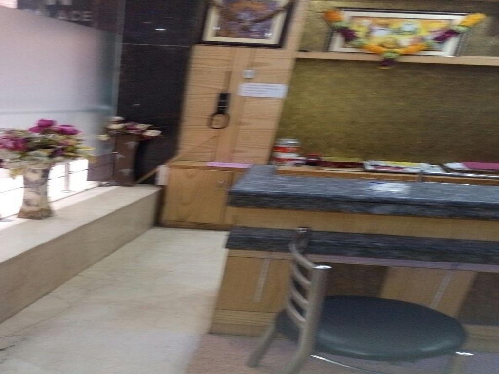 Hotel Parth Palace New Delhi Eksteriør bilde